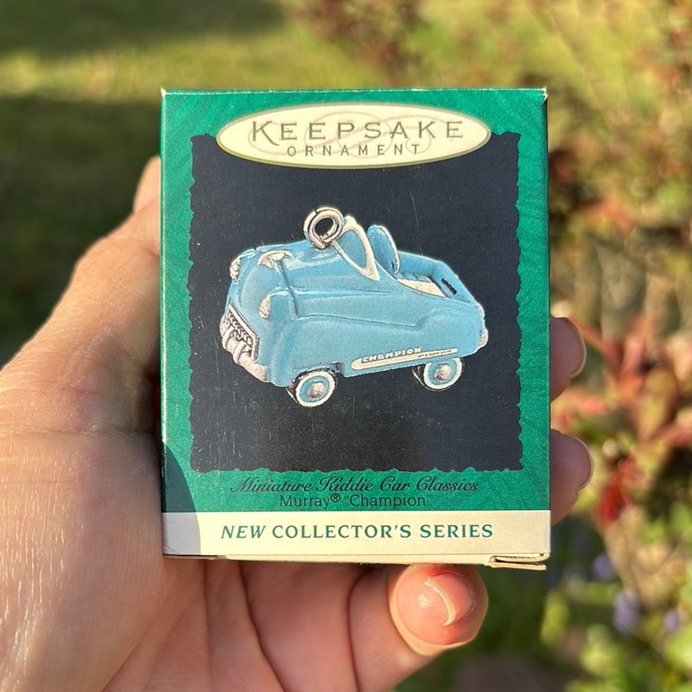 HALLMARK KEEPSAKE ORNAMENT MURRAY 1995
